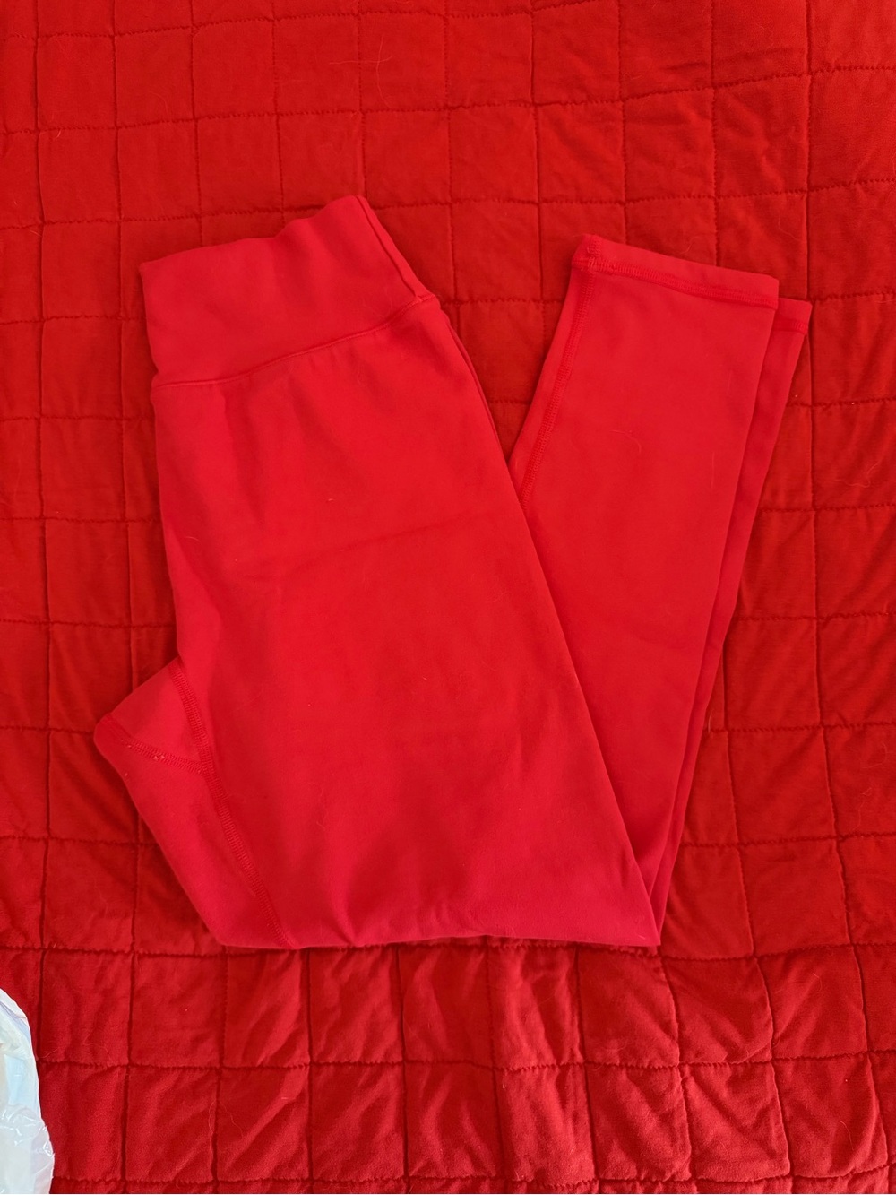 P’Tula Valerie Red Holly Legging 23” Large GUC